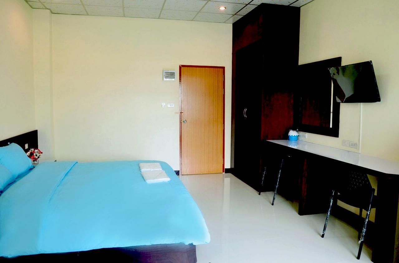 Volinta park apartment Rayong Esterno foto