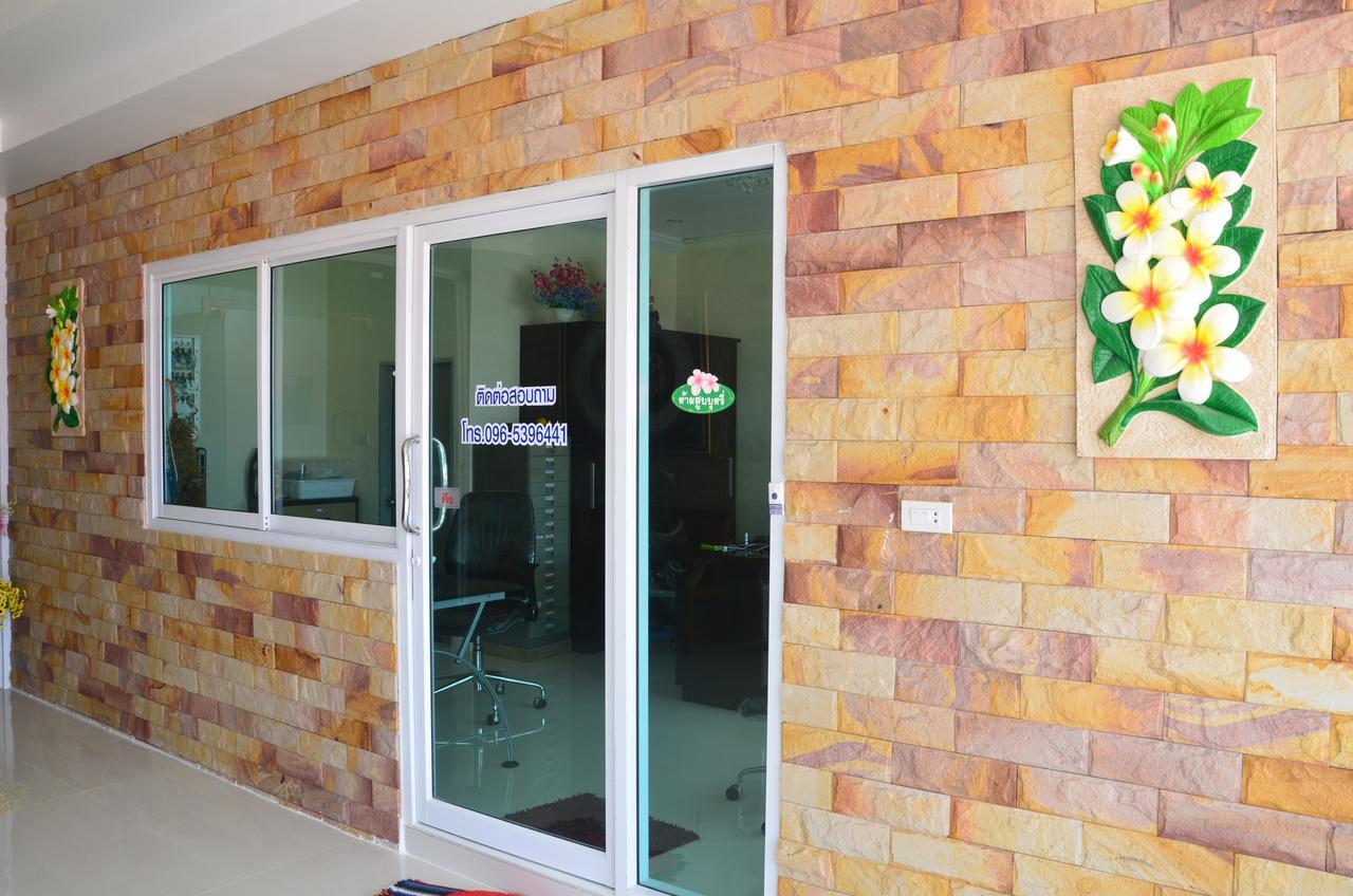 Volinta park apartment Rayong Esterno foto