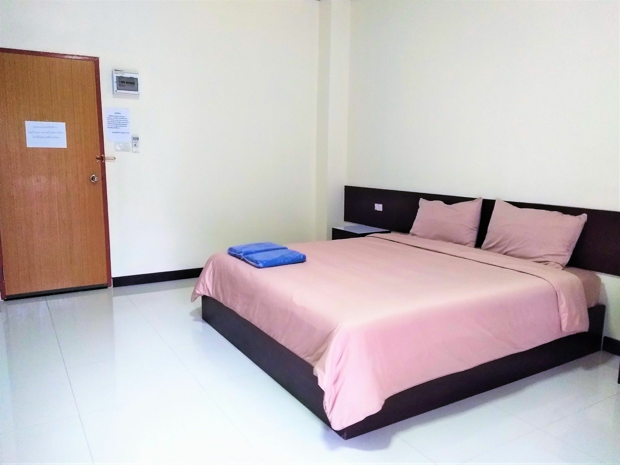Volinta park apartment Rayong Esterno foto